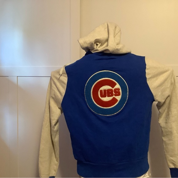 Chicago Cub’s blue and white jacket (size small) - Picture 3 of 10